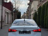 Hyundai Accent-2