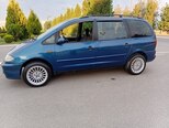 Volkswagen Sharan-6