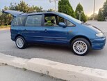 Volkswagen Sharan-5