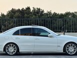 Mercedes E 320-7