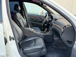 Mercedes E 320-17