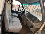 Ford Transit-9