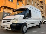 Ford Transit-13