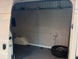 Ford Transit-17