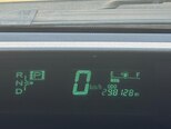 Toyota Prius-12