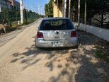 Volkswagen Golf-9
