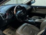 Audi Q7-5