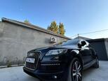Audi Q7-13