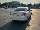 Nissan Sunny-2