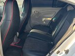 Nissan Sunny-11