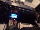 Mercedes E 320-6