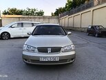 Nissan Sunny-1