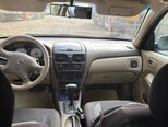 Nissan Sunny-4
