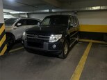 Mitsubishi Pajero-5