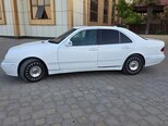 Mercedes E 220-6