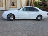 Mercedes E 220-8