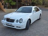 Mercedes E 220-10