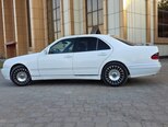 Mercedes E 220-9