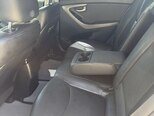 Hyundai Elantra-10