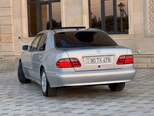 Mercedes E 220-8