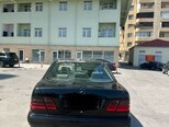 Mercedes E 220-3