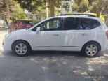 Kia Carens-3