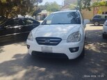 Kia Carens-1