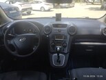 Kia Carens-10