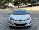 Hyundai Elantra-6