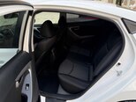 Hyundai Elantra-16