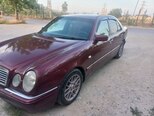 Mercedes E 220-3