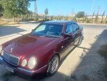 Mercedes E 220-4