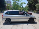 Opel Zafira-4