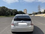 Toyota Prius-3