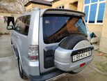 Mitsubishi Pajero-4