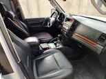 Mitsubishi Pajero-10