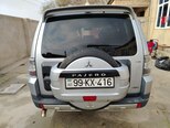 Mitsubishi Pajero-12