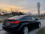 Hyundai Elantra-7