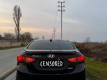 Hyundai Elantra-9