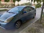 Toyota Prius-8