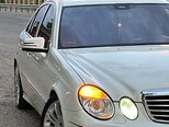 Mercedes E 350-21