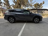 Toyota Highlander-2