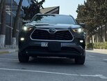 Toyota Highlander-1