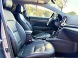 Hyundai Elantra-10