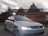 Volkswagen Jetta-15