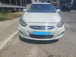 Hyundai Accent-10
