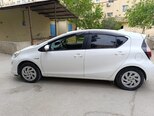 Toyota Aqua-2