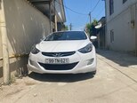 Hyundai Elantra-1