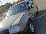 Mercedes 200 D-2