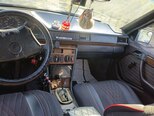 Mercedes 200 D-8